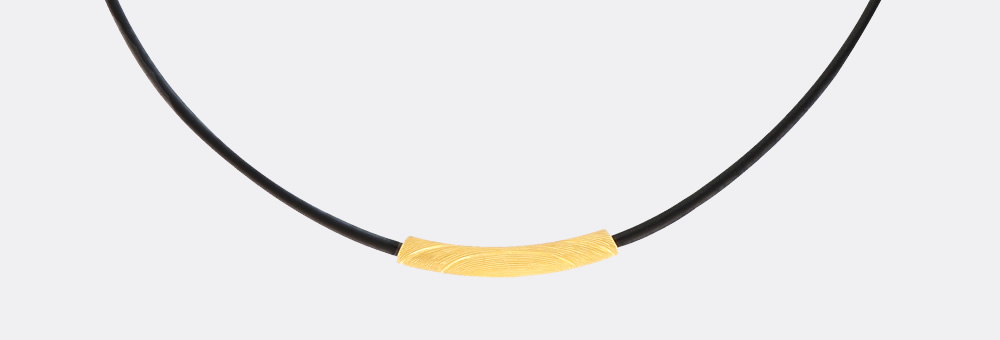 純金 ヘッド チョーカーネックレス